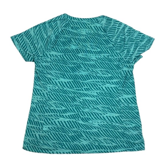 L.L.Bean Women M Green Zebra Print Stretch Crew Neck Short Sleeves - Picture 3 of 10